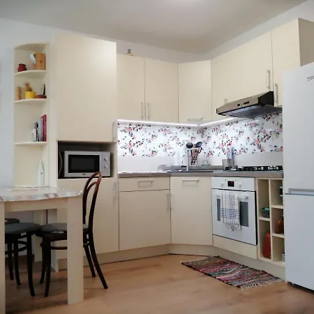 Slavik Apartment Dunajská Streda Zewnętrze zdjęcie